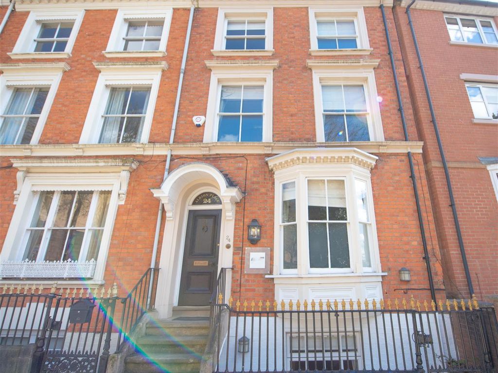 4 bed end terrace house for sale in Albion Place, Northampton NN1 Zoopla