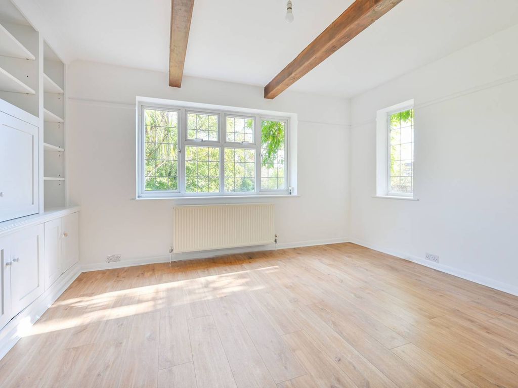 4 bed semidetached house to rent in Shalford, Surrey GU4, Shalford,, £