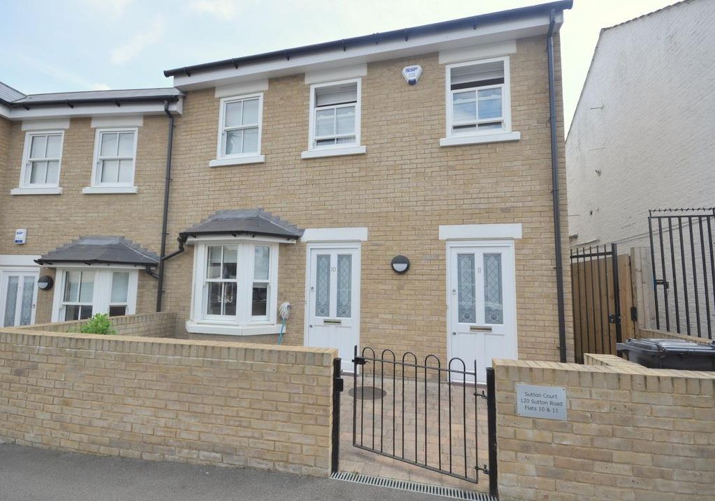 2 bed flat to rent in Sutton Court, Sutton Road, Watford WD17 Zoopla