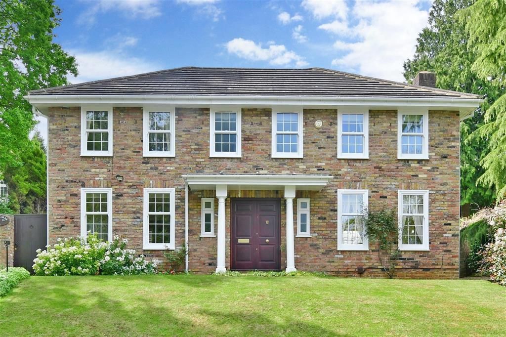 5 bed detached house for sale in Hadley Wood Rise, Kenley, Surrey CR8