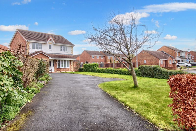 4 bed detached house for sale in Penberry Gardens, Ingleby Barwick