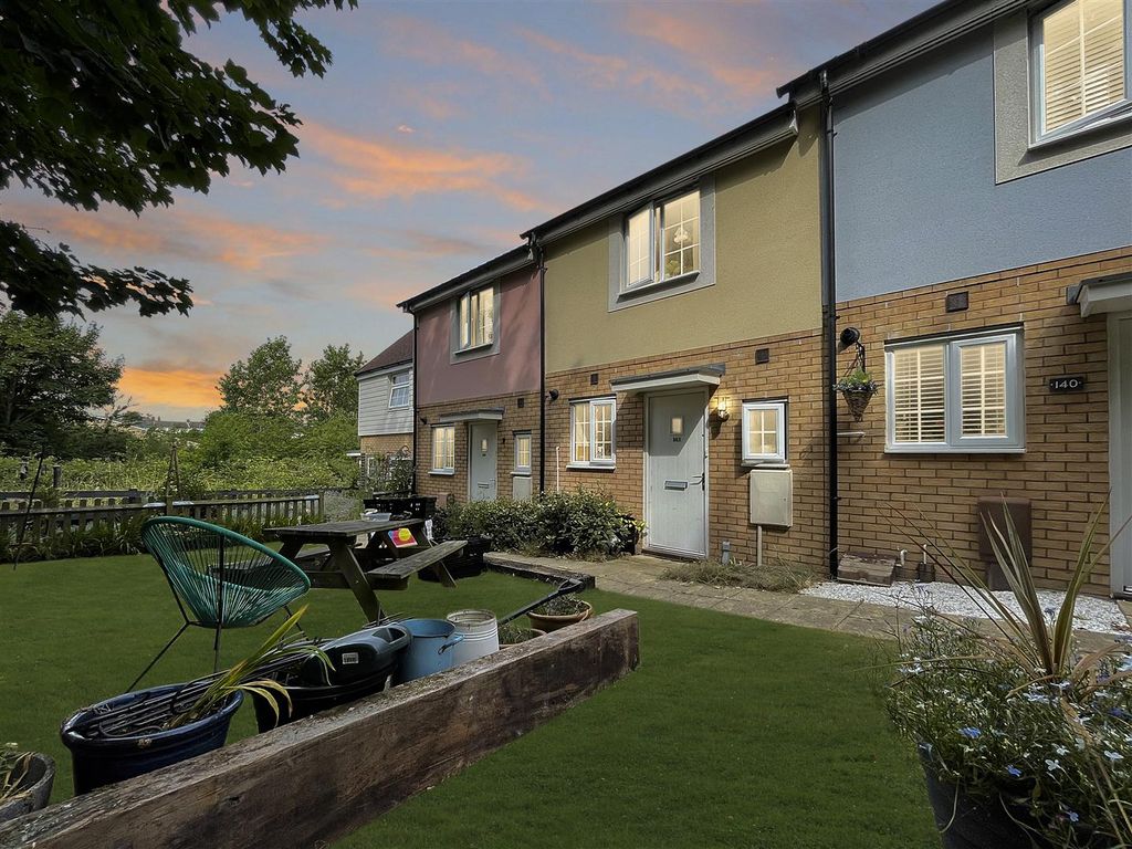 2 bed terraced house for sale in Heron Way, Dovercourt, Harwich CO12