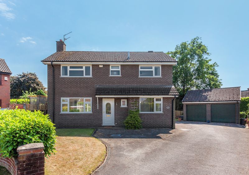 3 bed detached house for sale in Little Moss Close, Scholar Green, StokeOnTrent ST7, £400,000