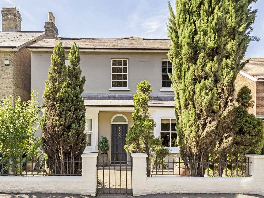 5 bed detached house for sale in Green Street, SunburyOnThames TW16