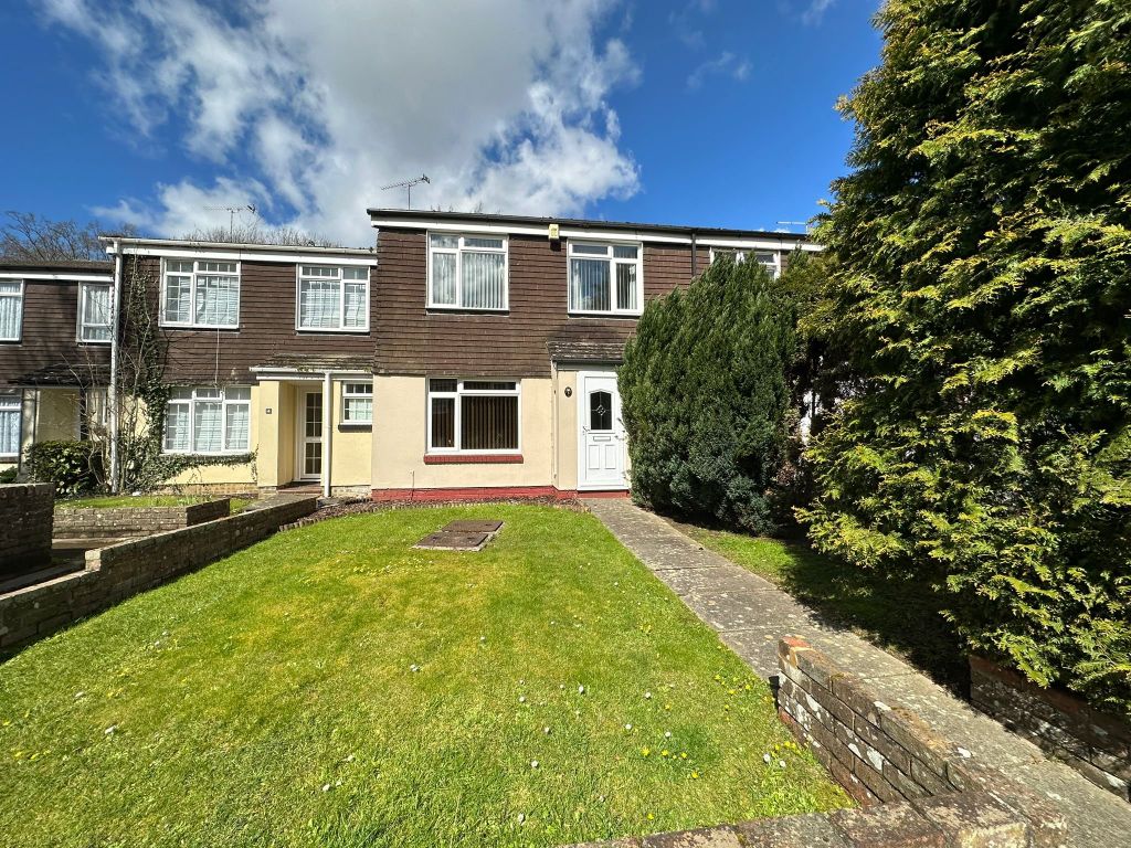3 bed terraced house for sale in Sylvan View, Waterlooville, Hampshire