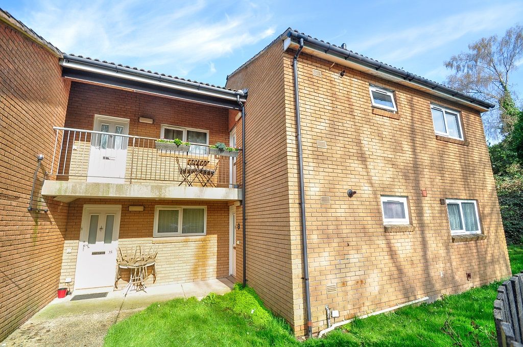 1 bed flat for sale in Clearwell Court, Bassaleg, Newport NP10, £