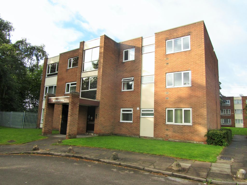 2 bed flat to rent in Abberton Court, Dunlin Close, Erdington B23, £825