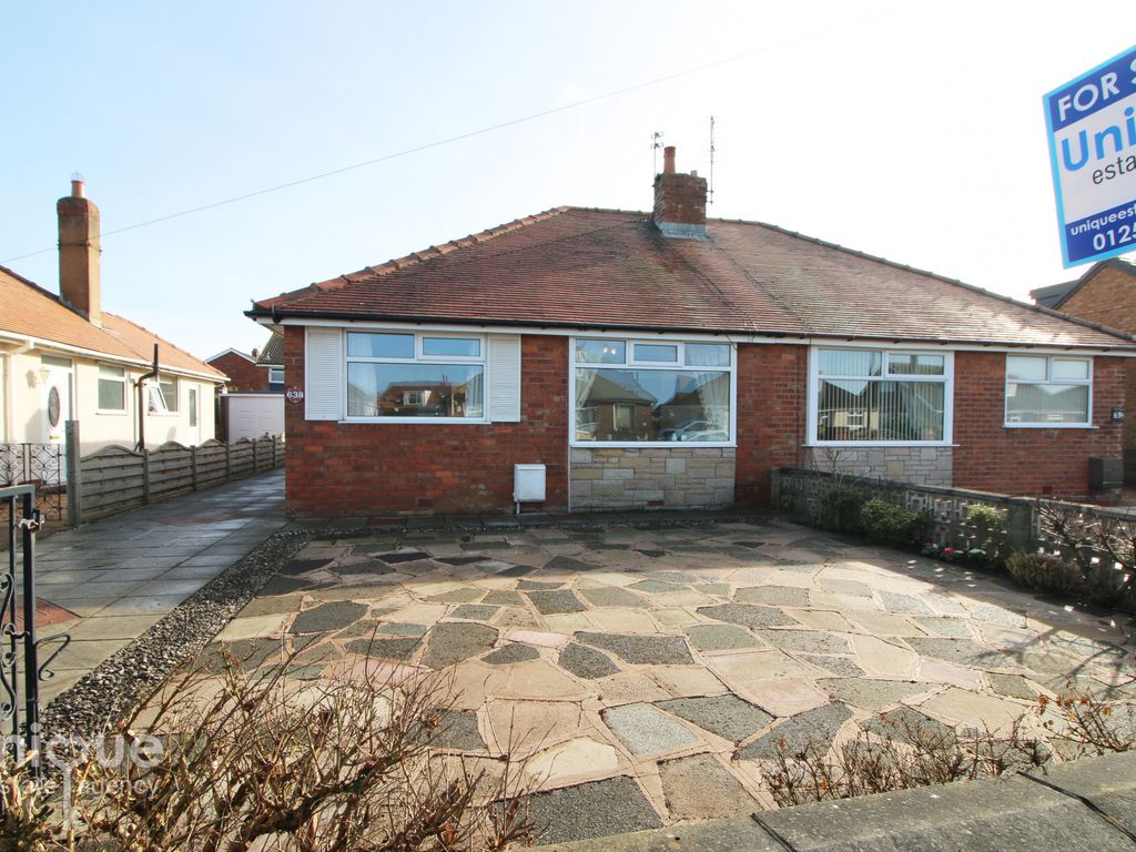 2 bed bungalow for sale in North Drive, ThorntonCleveleys FY5 Zoopla