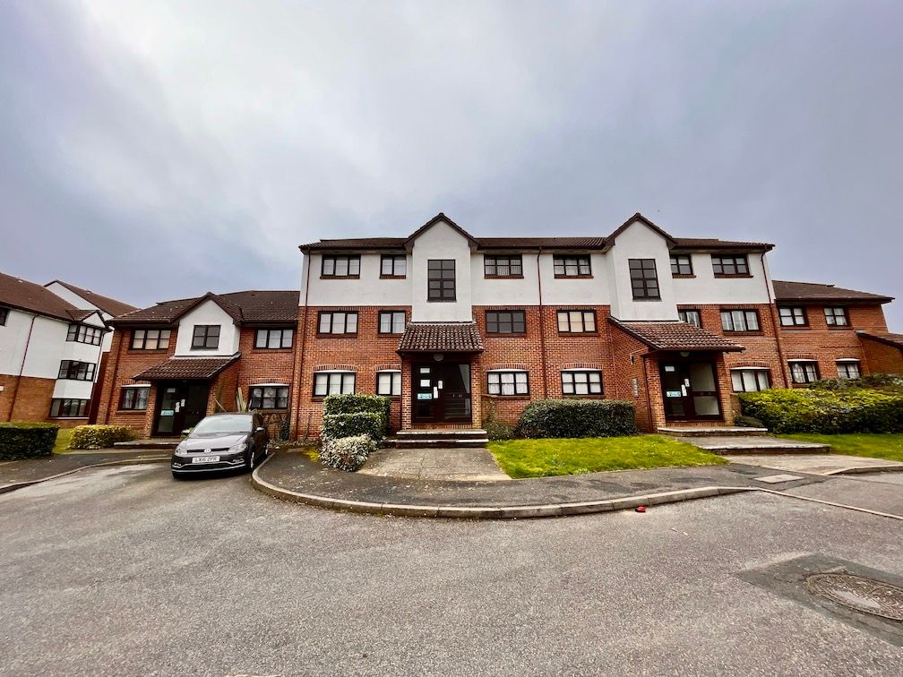 1 bed flat for sale in Cooper Close, Greenhithe DA9 Zoopla
