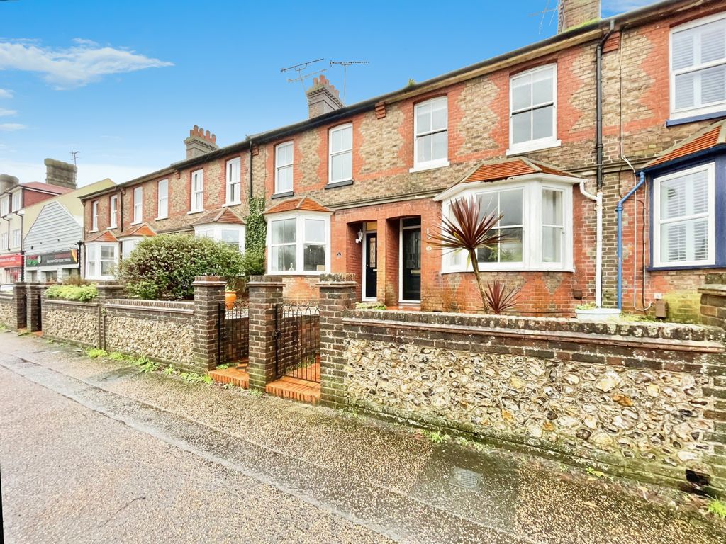 2 bed terraced house to rent in Littlehampton Road, Worthing BN13, £