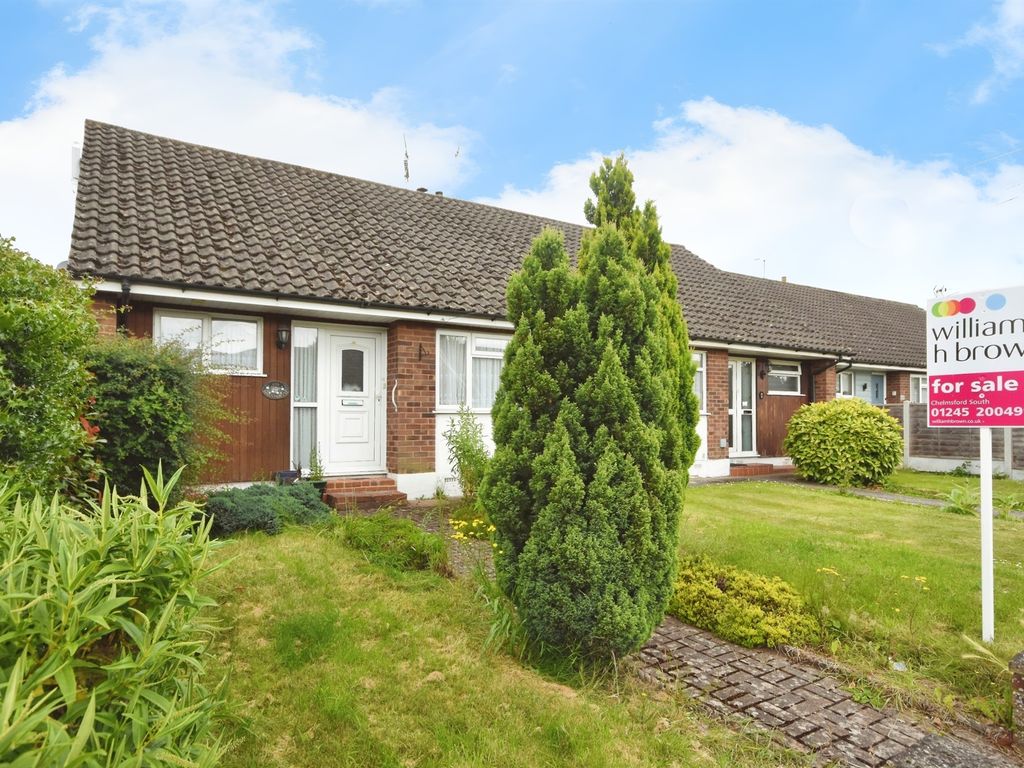3 bed semidetached bungalow for sale in Paschal Way, Great Baddow
