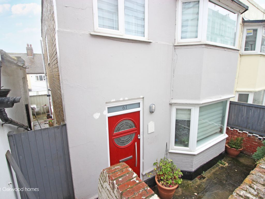 4 bed semidetached house for sale in Grosvenor Place, Margate CT9, £
