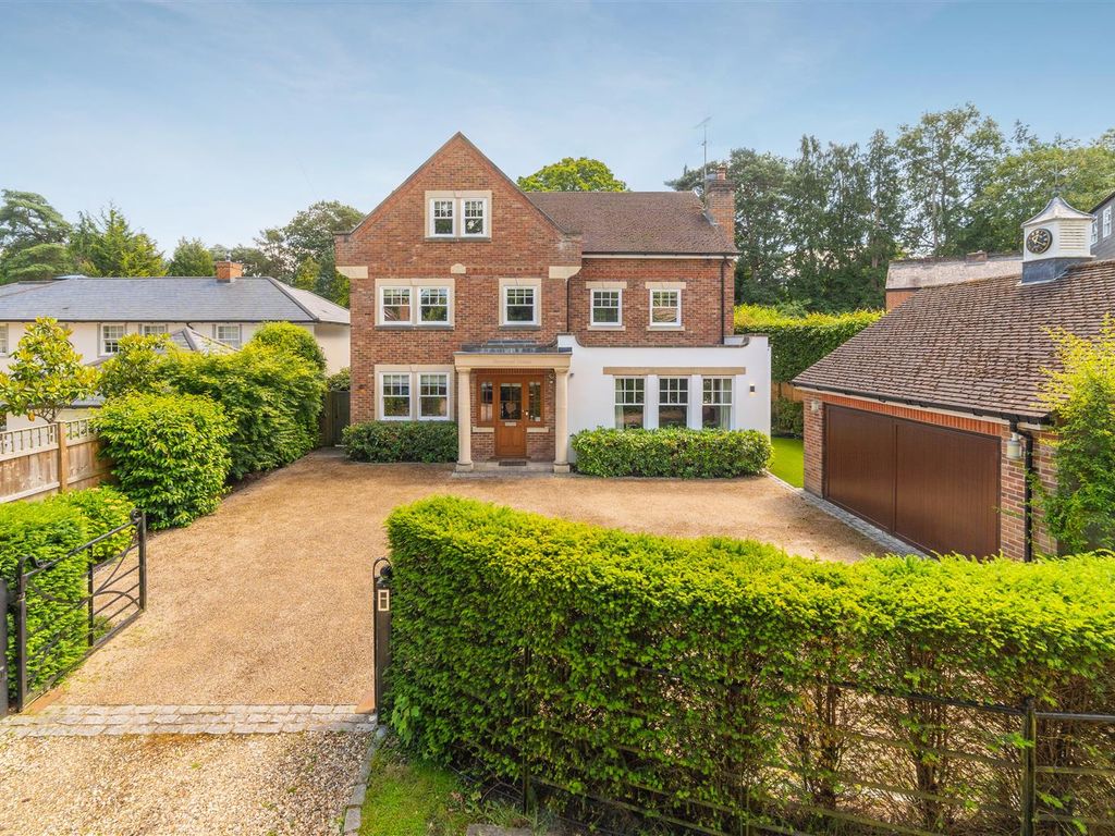 5 bed detached house for sale in Ravensdale Road, Ascot SL5, £1,750,000