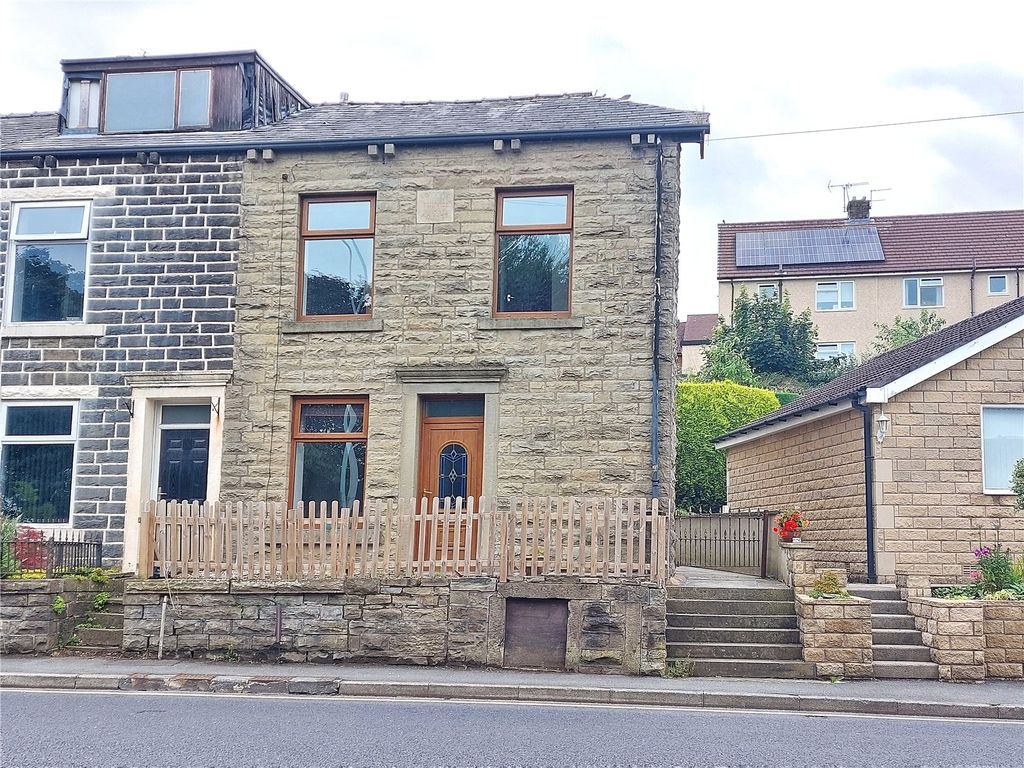 2 bed end terrace house for sale in Bury Road, Rawtenstall, Rossendale