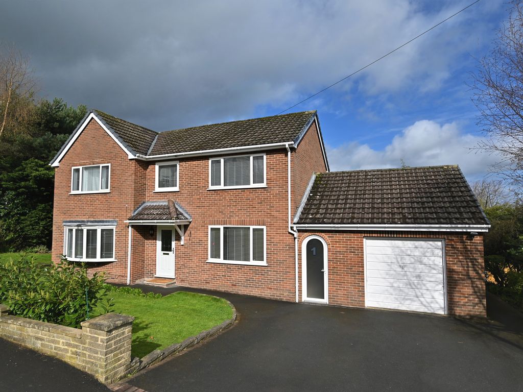 4 bed detached house to rent in Hollins Crescent, Harrogate HG1 Zoopla