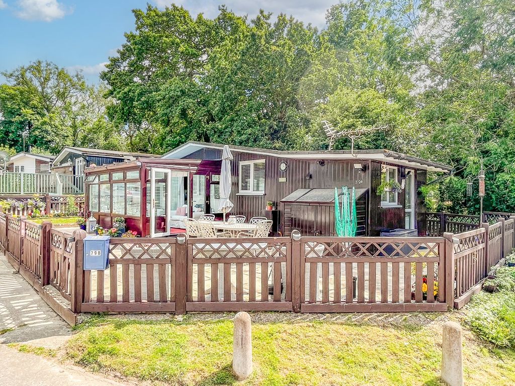 2 bed chalet for sale in Battle Road, St LeonardsOnSea TN37, £169,950