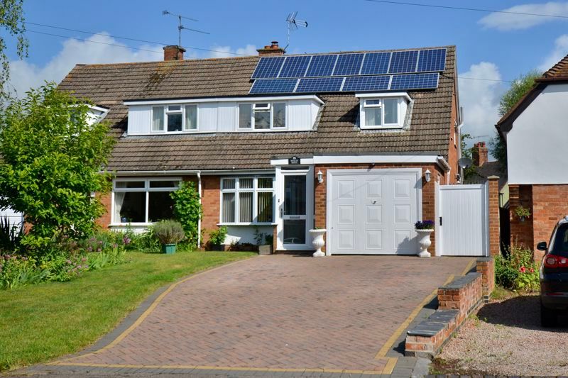 4 bed semidetached house for sale in Church Street, Wyre Piddle