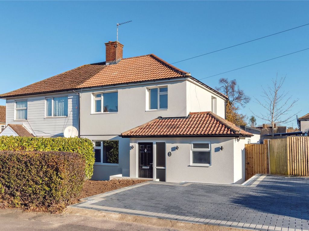3 bed semidetached house for sale in Micklefield Way, Borehamwood