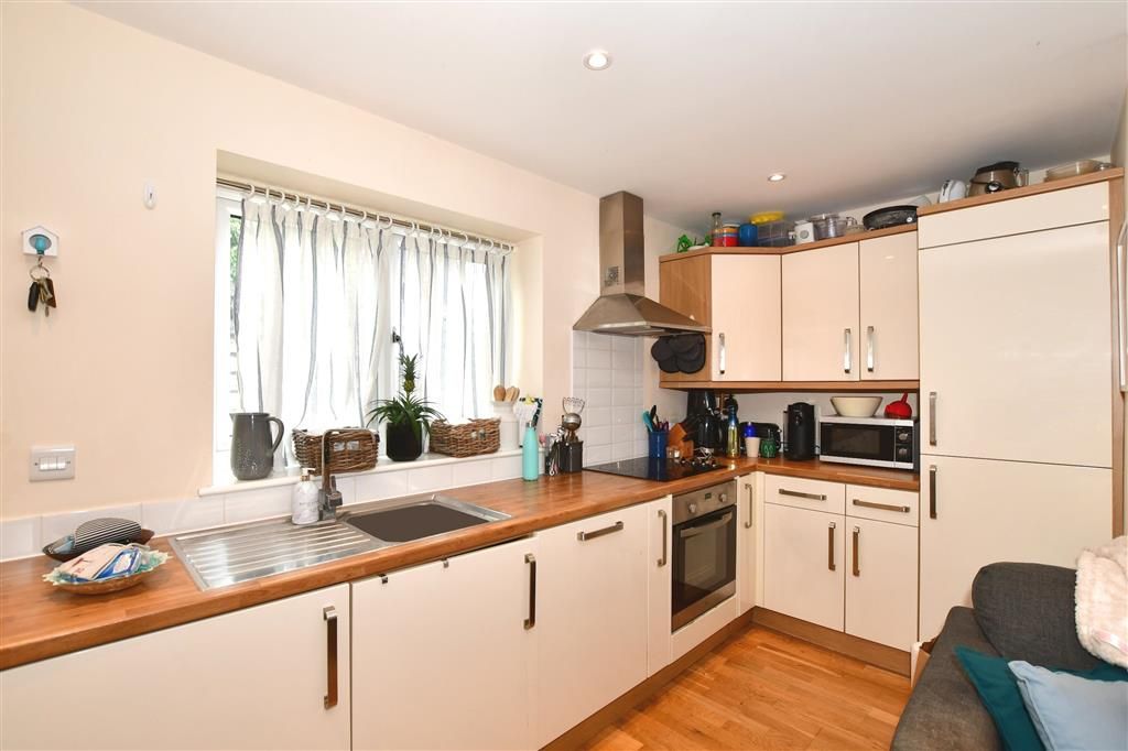 Woodlands Road, Redhill, Surrey RH1  