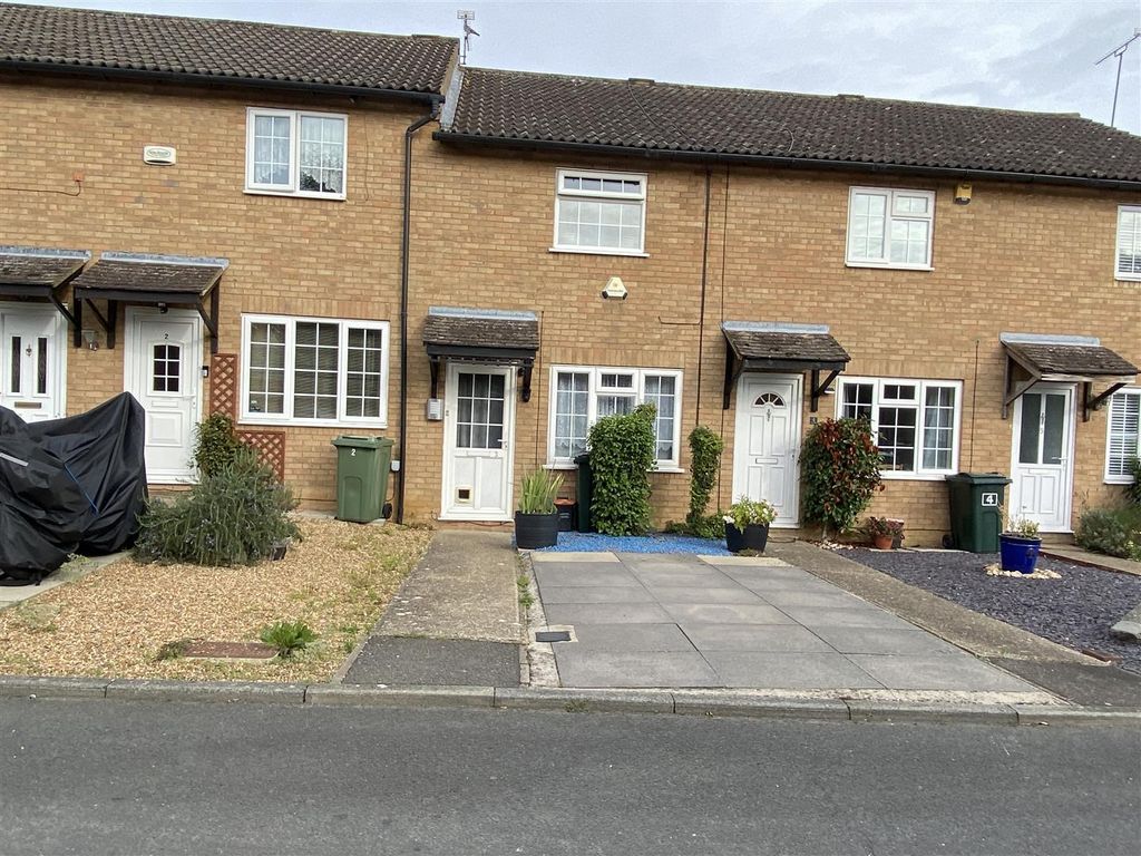 2 bed terraced house for sale in Falcon Way, Ashford TN23 Zoopla