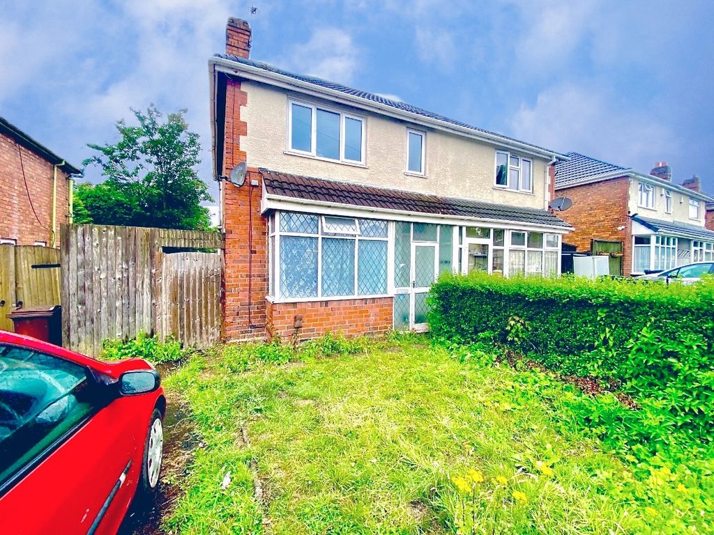 2 bed semidetached house to rent in St Chads Road, Bilston WV14, £695 pcm Zoopla
