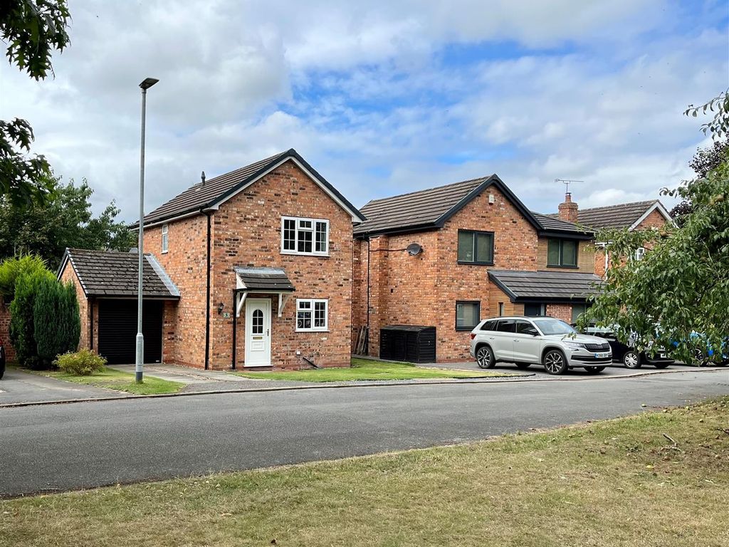 2 bed detached house for sale in Marton Close, Hough, Crewe CW2 Zoopla