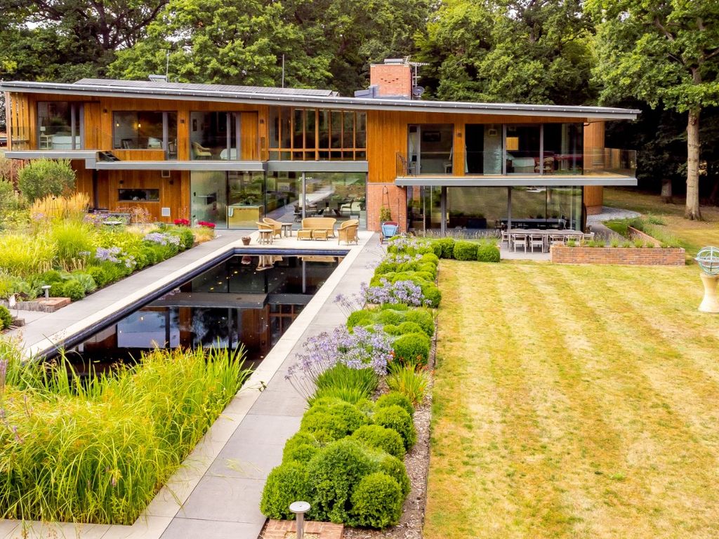 4 bed detached house for sale in Horsham Road, Rowhook, Horsham, West