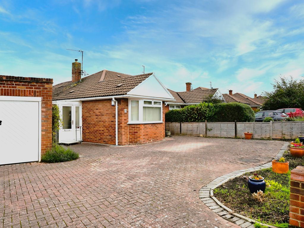 2 bed bungalow for sale in Lichfield Drive, Leckhampton, Cheltenham
