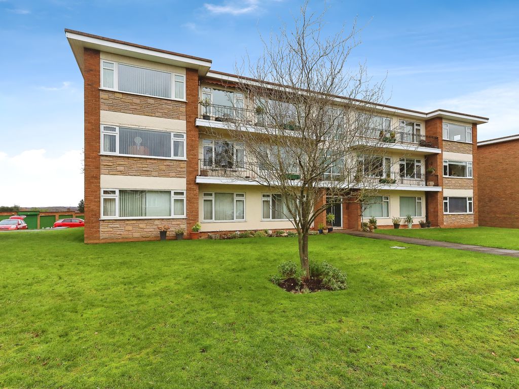 2 bed flat for sale in Arden Court, Beardmore Road, Sutton Coldfield