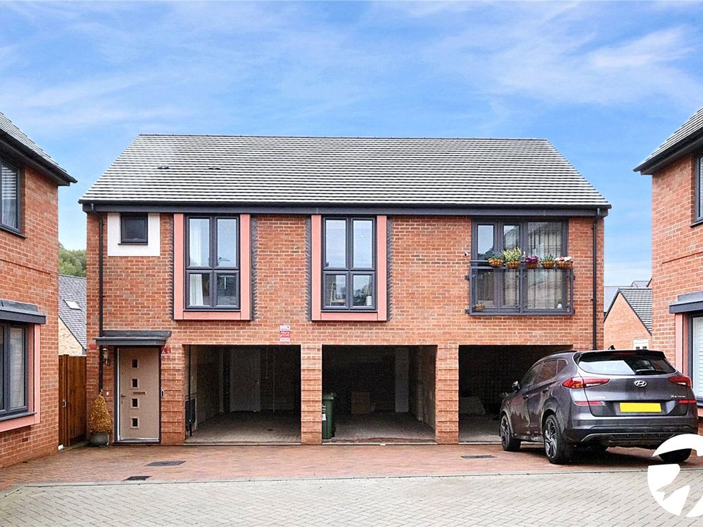 2 bed flat for sale in Lancaster Close, Castle Hill, Ebbsfleet Valley