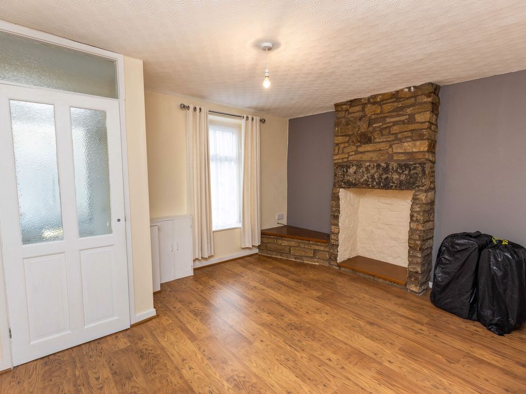 2 bed terraced house for sale in Radford Street, Darwen BB3, £80,000