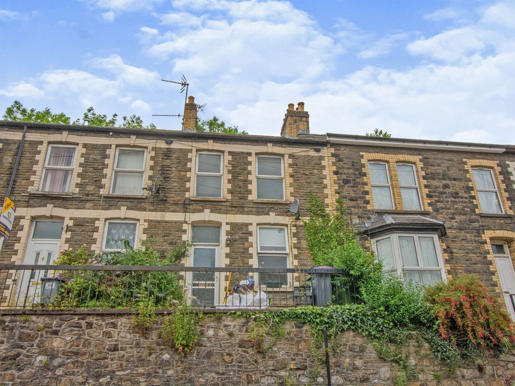 2 bed terraced house for sale in Osborne Road, Pontypool NP4 Zoopla