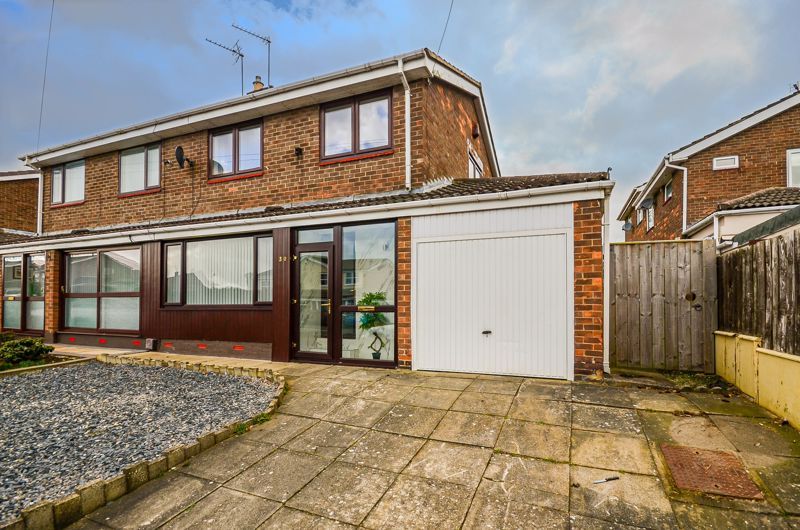 3 bed semidetached house for sale in 30 Windermere Drive,