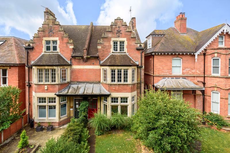 5 bed semidetached house for sale in Cornwall Road, Dorchester DT1