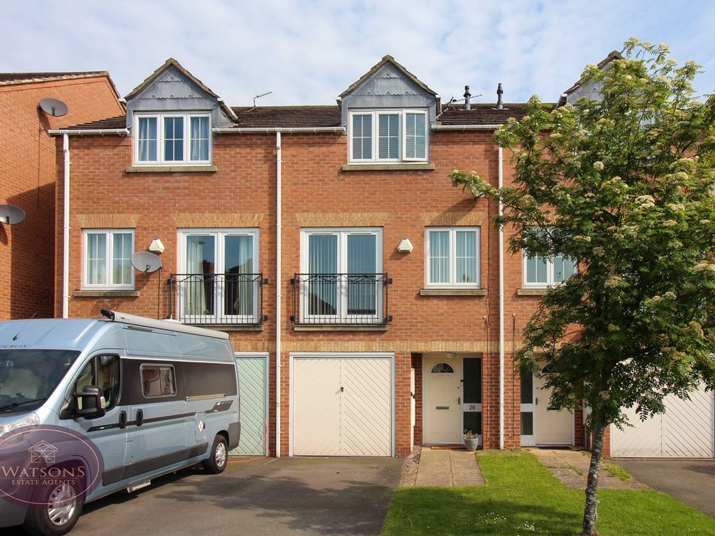 4 bed terraced house for sale in Little Holland Gardens, Nuthall