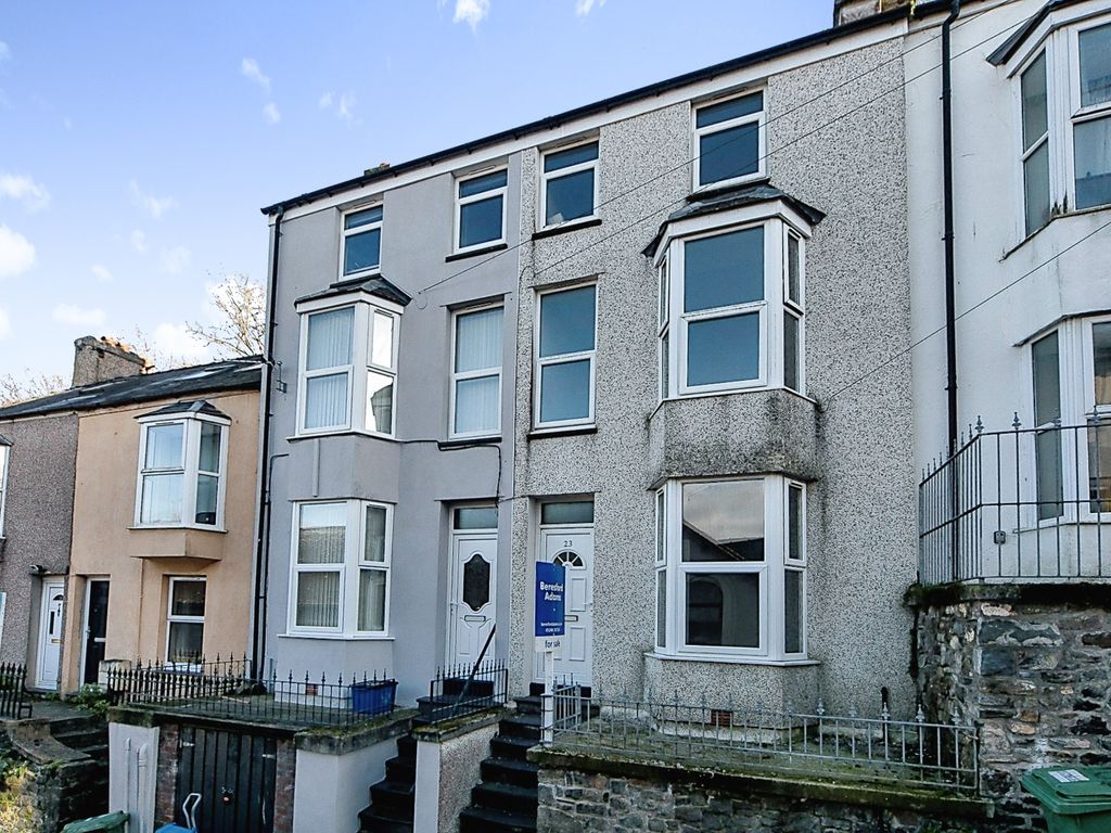 4 bed terraced house for sale in Caellepa, Bangor, Gwynedd LL57, £