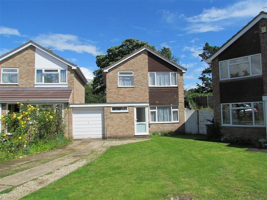 3 bed linkdetached house for sale in Hamble Drive, Abingdon