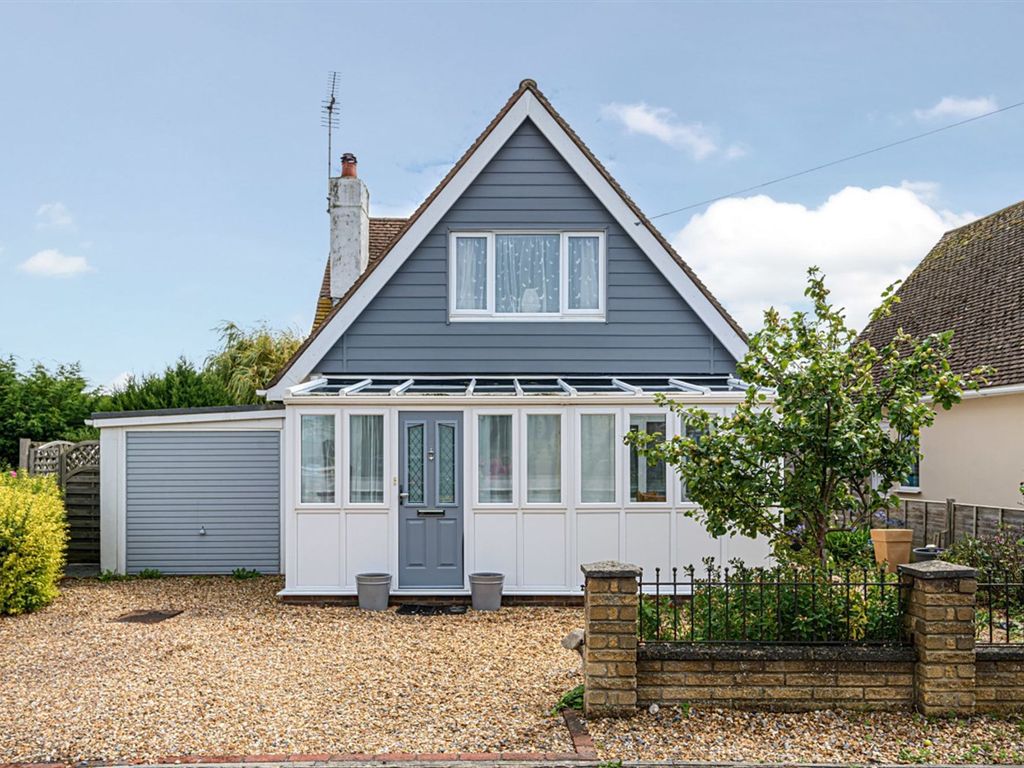 2 bed detached house for sale in Kinsale, North Avenue East, Bognor