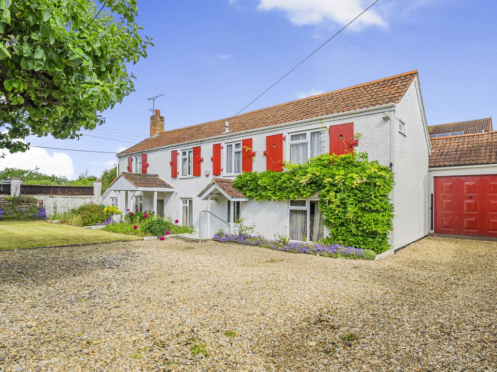 3 bed detached house for sale in Monkton Heathfield, Taunton TA2, £