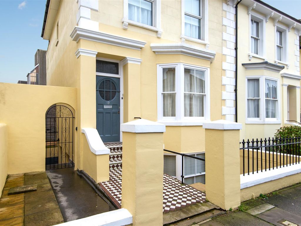 1 bed flat to rent in Hova Villas, Hove BN3, £1,200 pcm Zoopla