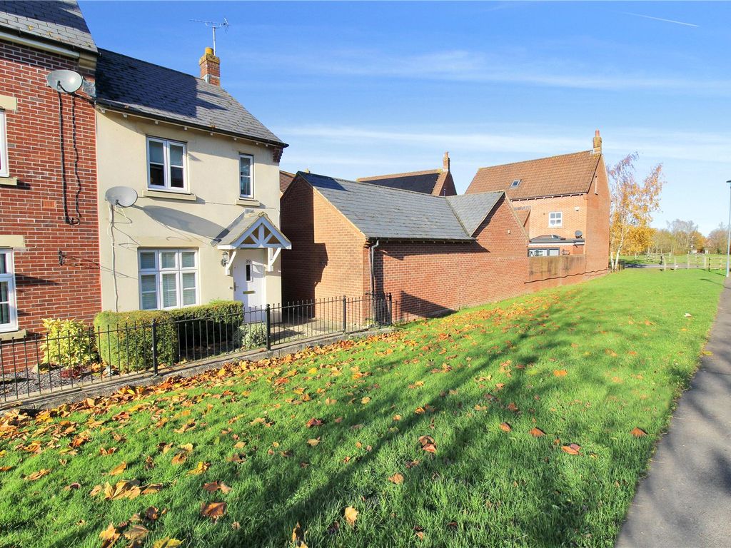 2 bed terraced house for sale in Pioneer Road, Swindon, Wiltshire SN25