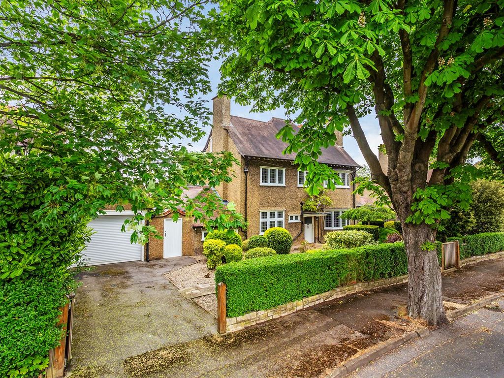 5 bed detached house for sale in Cornwall Road, Sutton SM2, £1,900,000