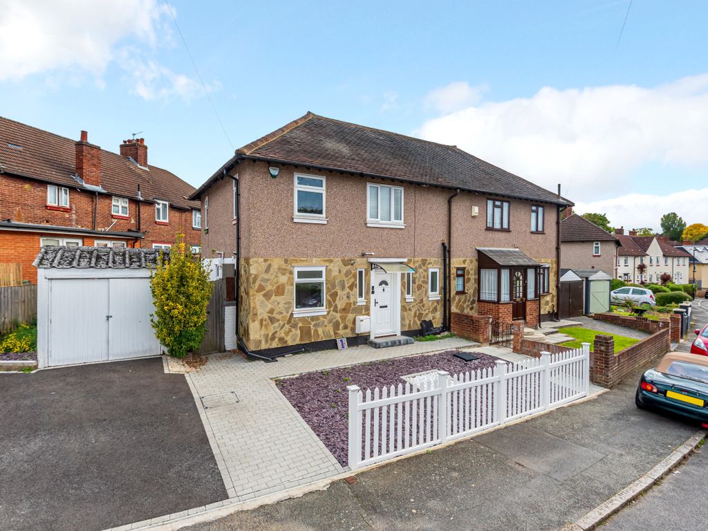 Claybridge Road, London SE12