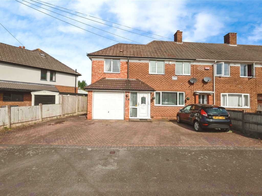 3 bed end terrace house for sale in Wandsworth Road, Birmingham, West