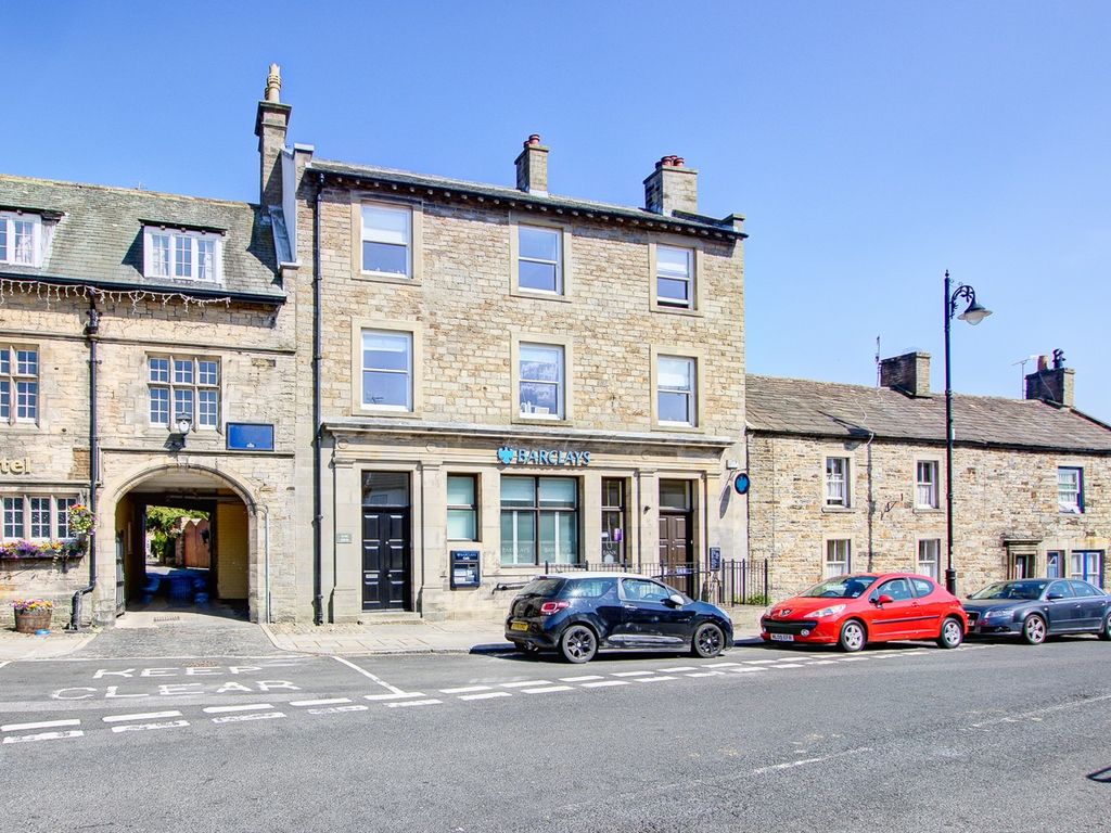 3 bed for sale in Barclays Bank House, 7 Market Place