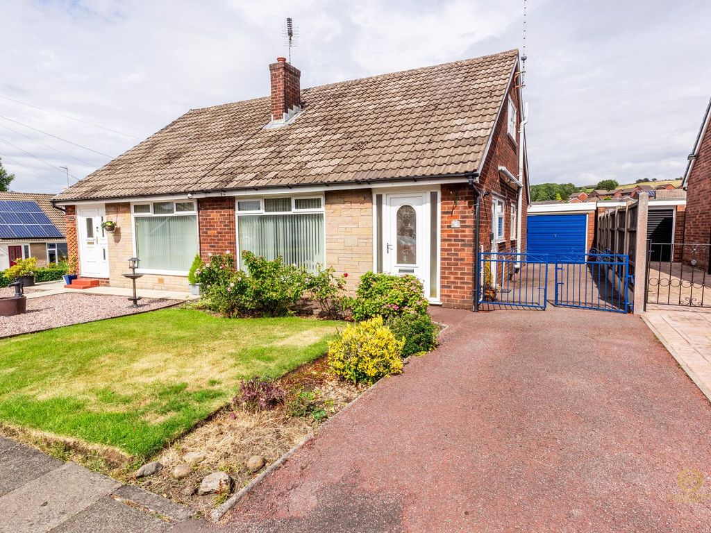 2 bed bungalow for sale in 12, Ascot Way, Accrington BB5, £180,000 Zoopla