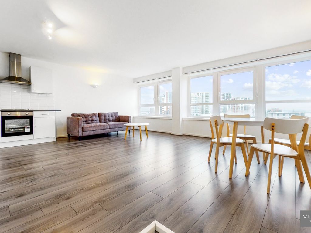 2 bed flat to rent in The Vista Building, Calderwood Street, Woolwich