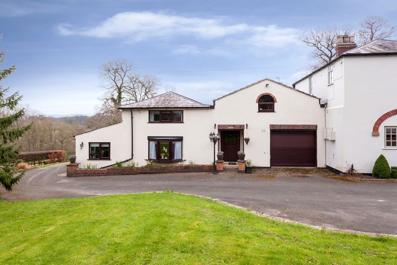 3 bed semidetached house for sale in Manor Park Road, North Rode