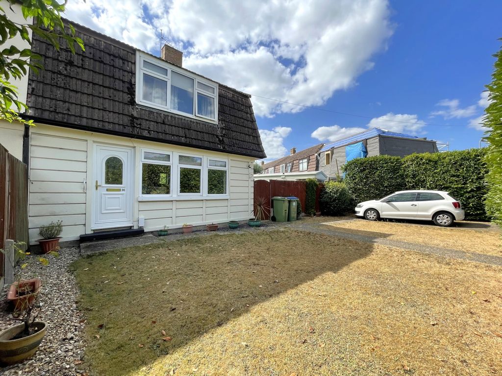 3 bed end terrace house for sale in Church Road, Warsash, Southampton