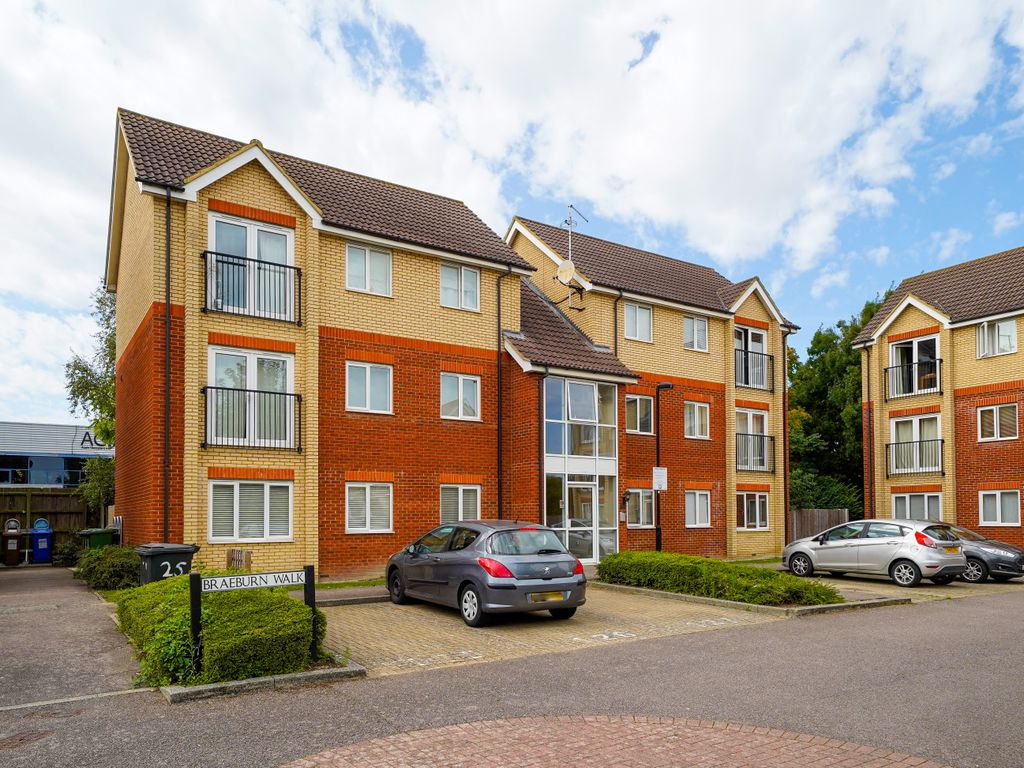 2 bed flat to rent in Braeburn Walk, Royston SG8, £1,100 pcm Zoopla